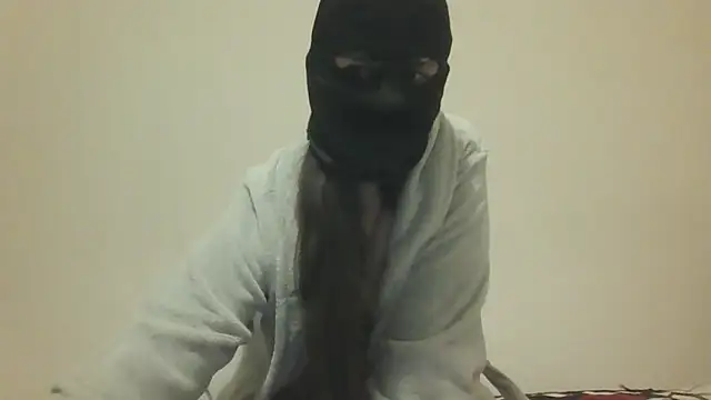 Snapshot of MissMaxime chatting on 03/10/26, 10:59 MissMaxime online show from 03/10/26, 10:59