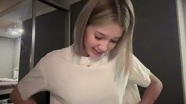 lilXdomiii online show from 02/15/26, 08:49