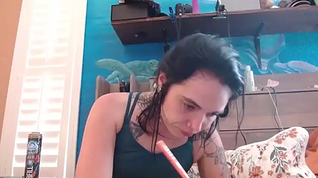Snapshot of ahungkittykat chatting on 04/19/26, 06:10 ahungkittykat online show from 04/19/26, 06:10