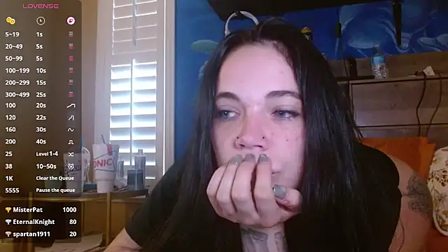 Snapshot of ahungkittykat chatting on 05/08/26, 01:16 ahungkittykat online show from 05/08/26, 01:16