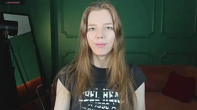  Tina Tayllor  online show from 02/27/26, 09:37