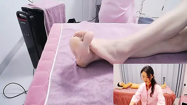 anne2026 online show from 03/12/26, 01:12