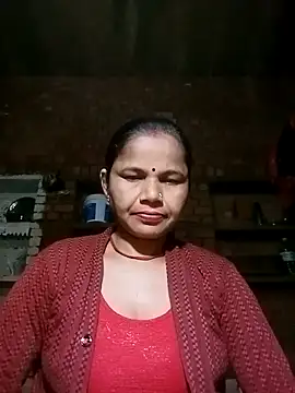 Snapshot of Pooja_sahu chatting on 02/14/26, 06:15 Pooja sahu online show from 02/14/26, 06:15