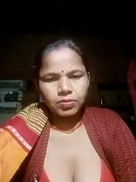 Snapshot of Pooja_sahu chatting on 02/25/26, 09:02 Pooja sahu online show from 02/25/26, 09:02