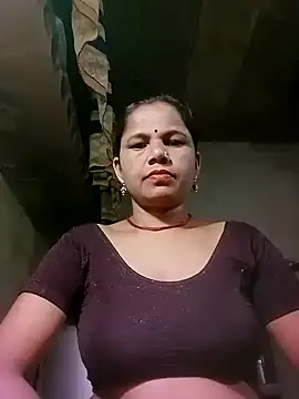 Snapshot of Pooja_sahu chatting on 05/15/26, 05:31 Pooja sahu online show from 05/15/26, 05:31