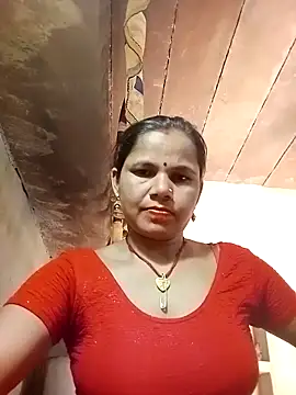 Snapshot of Pooja_sahu chatting on 05/19/26, 06:31 Pooja sahu online show from 05/19/26, 06:31