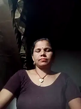 Snapshot of Pooja_sahu chatting on 05/19/26, 06:47 Pooja sahu online show from 05/19/26, 06:47