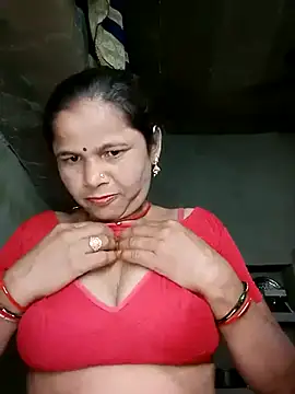 Snapshot of Pooja_sahu chatting on 05/25/26, 05:30 Pooja sahu online show from 05/25/26, 05:30