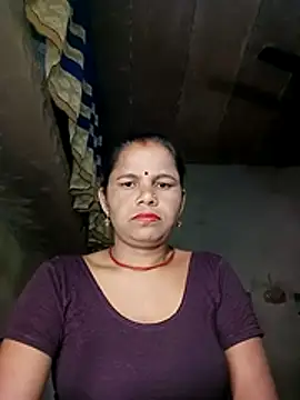 Snapshot of Pooja_sahu chatting on 06/11/26, 06:39 Pooja sahu online show from 06/11/26, 06:39