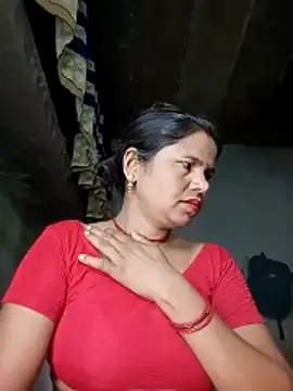 Snapshot of Pooja_sahu chatting on 06/16/26, 10:12 Pooja sahu online show from 06/16/26, 10:12