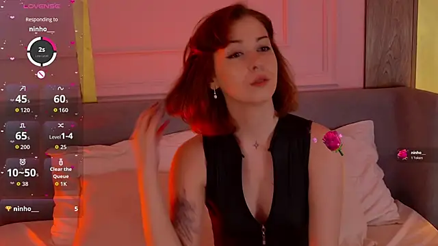 VivanWestwood online show from 04/13/26, 05:07