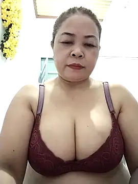 Baby-bigtits2026 online show from 04/26/26, 10:24