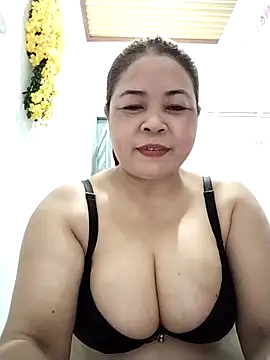 Baby-bigtits2026 online show from 05/08/26, 09:58