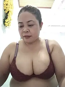 Baby-bigtits2026 online show from 05/20/26, 10:21