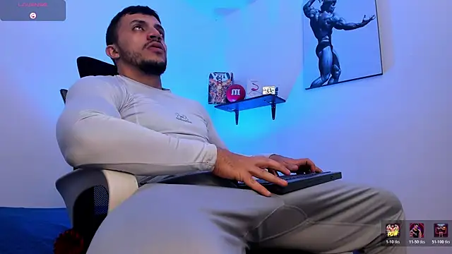 LiamReigns  online show from 06/18/26, 02:34