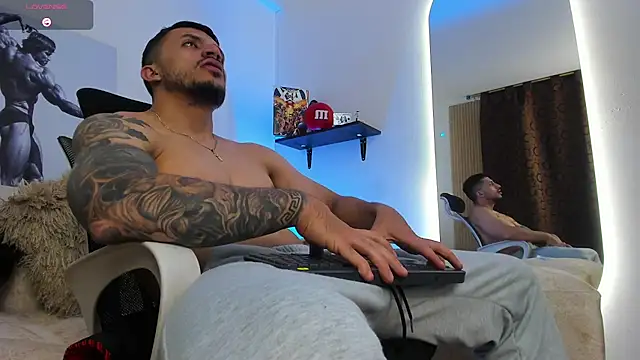 LiamReigns  online show from 07/14/26, 03:22