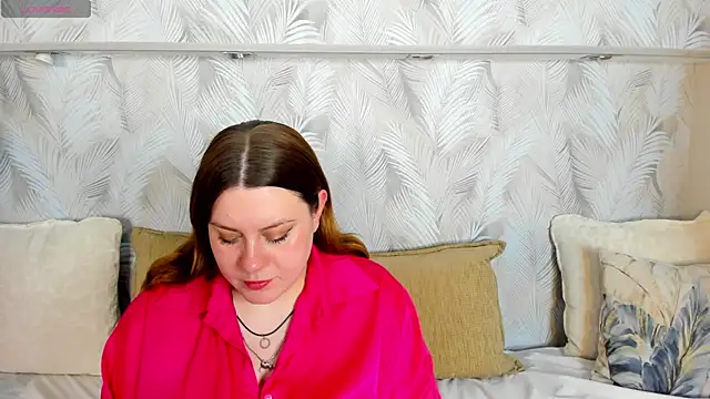 Snapshot of Valery_Grand chatting on 02/11/26, 09:14 Valery Grand online show from 02/11/26, 09:14