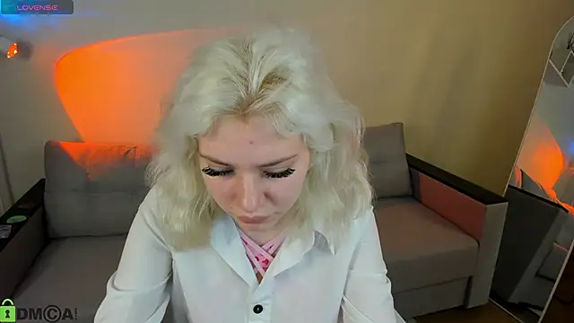 Snapshot of Kate_Krose chatting on 02/03/26, 01:48 Kate Krose online show from 02/03/26, 01:48