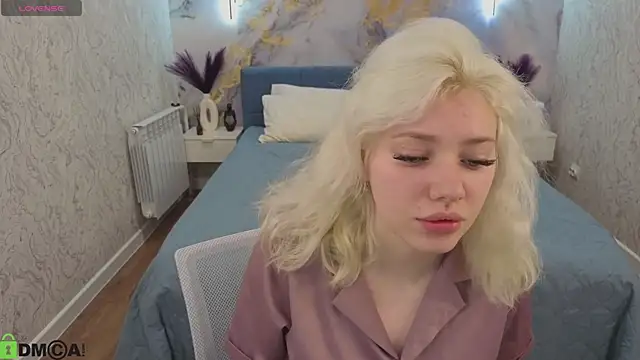 Snapshot of Kate_Krose chatting on 02/07/26, 12:58 Kate Krose online show from 02/07/26, 12:58