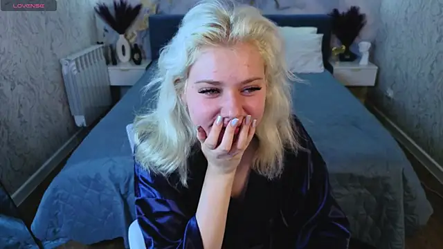 Snapshot of Kate_Krose chatting on 03/03/26, 01:01 Kate Krose online show from 03/03/26, 01:01