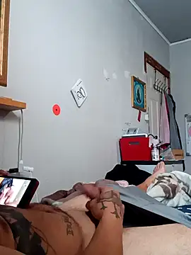 Snapshot of TheOtherGuyOne chatting on 02/05/26, 03:38 TheOtherGuyOne online show from 02/05/26, 03:38