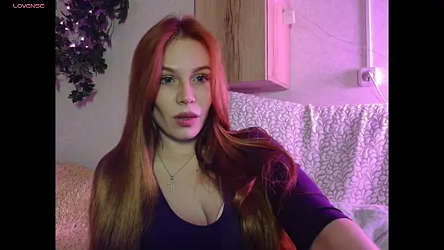 Snapshot of kelly_love_222 chatting on 04/19/26, 05:01 kelly love 222 online show from 04/19/26, 05:01