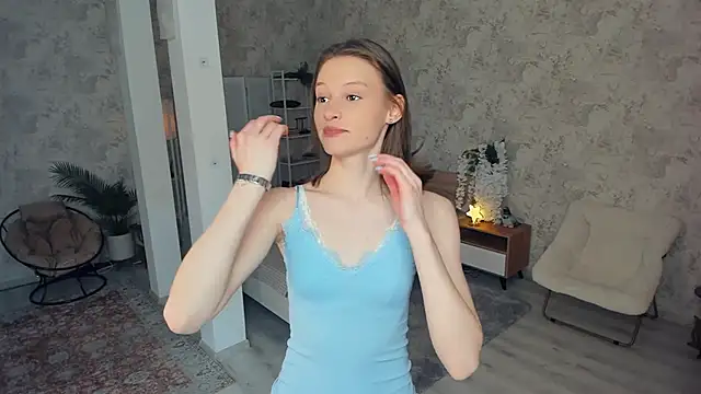 Snapshot of LianneBynon chatting on 02/26/26, 08:46 LianneBynon online show from 02/26/26, 08:46