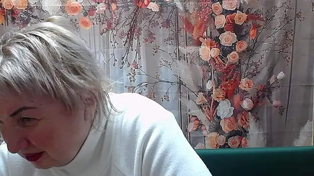 Snapshot of RenataDaster chatting on 02/20/26, 05:57 RenataDaster online show from 02/20/26, 05:57