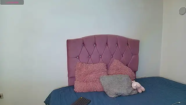 Kalyra 17 online show from 03/31/26, 12:05