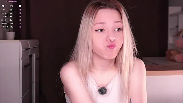 LeeryWonder online show from 04/13/26, 01:44