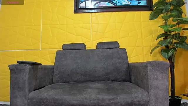 Snapshot of williamparra55 chatting on 03/10/26, 12:59 williamparra55 online show from 03/10/26, 12:59