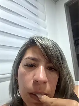 Snapshot of Ambar_Cortes chatting on 02/24/26, 02:53 Ambar Cortes online show from 02/24/26, 02:53