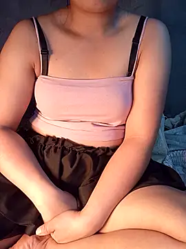 Snapshot of Slutty_18 chatting on 03/18/26, 05:21 Slutty 18 online show from 03/18/26, 05:21