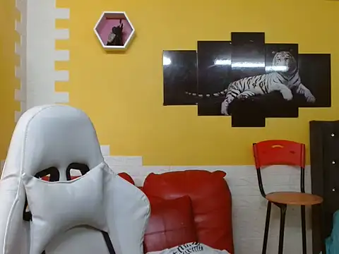 Snapshot of chacorta_ chatting on 05/22/26, 12:55 chacorta online show from 05/22/26, 12:55