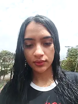 cynliu online show from 04/18/26, 03:16