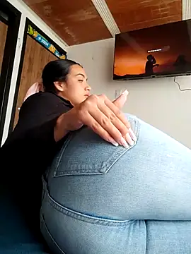 cynliu online show from 04/30/26, 06:25