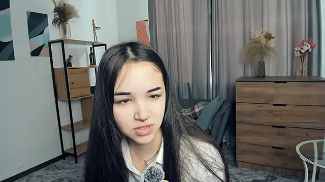 Snapshot of AvantgardAlone chatting on 02/11/26, 09:14 AvantgardAlone online show from 02/11/26, 09:14