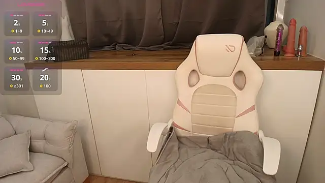 Susan Backer online show from 04/10/26, 08:13