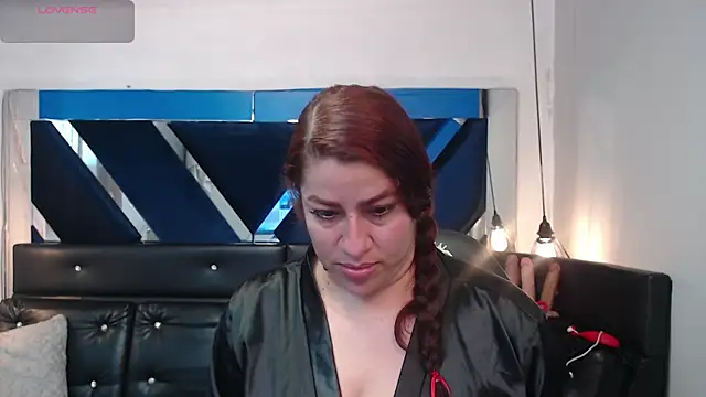 Alison-mar online show from 07/17/26, 07:30