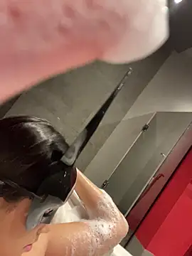 Namipeitudinha online show from 04/12/26, 05:01