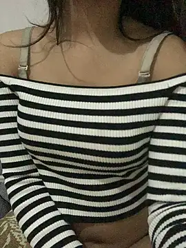 Nour-Lina online show from 02/27/26, 01:27