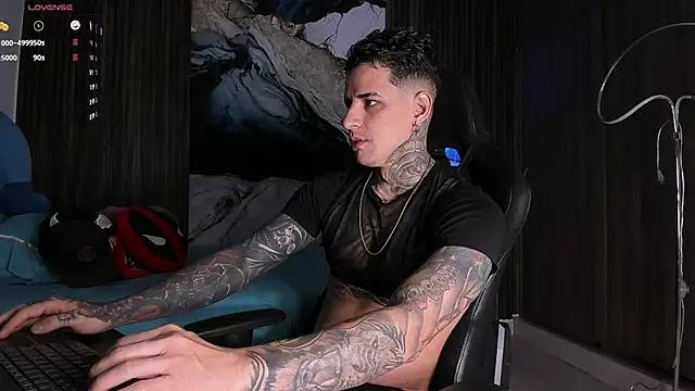 trisstann  online show from 04/12/26, 04:45