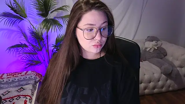 Snapshot of vanessaparadiza chatting on 06/20/26, 04:59 vanessaparadiza online show from 06/20/26, 04:59