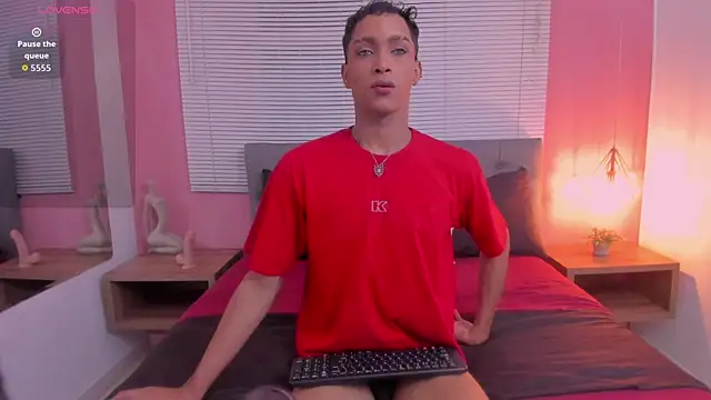 Snapshot of drako18_ chatting on 04/07/26, 03:51 drako18 online show from 04/07/26, 03:51