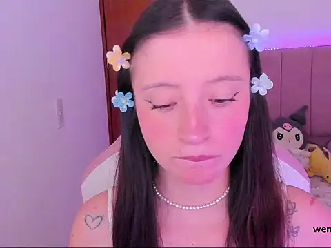 Snapshot of wenn_ chatting on 03/27/26, 01:55 wenn online show from 03/27/26, 01:55