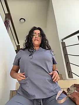 Snapshot of Ales_Kitten_Live chatting on 04/02/26, 07:33 Ales Kitten Live online show from 04/02/26, 07:33