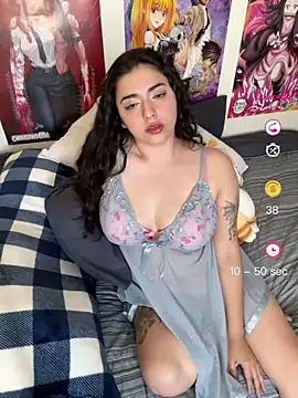 Snapshot of Ales_Kitten_Live chatting on 05/26/26, 09:33 Ales Kitten Live online show from 05/26/26, 09:33