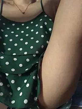 Snapshot of Arica_sexy001 chatting on 04/14/26, 09:54 Arica sexy001 online show from 04/14/26, 09:54