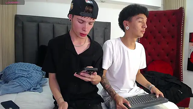 Snapshot of David_Banks_ chatting on 03/14/26, 03:12 David Banks online show from 03/14/26, 03:12