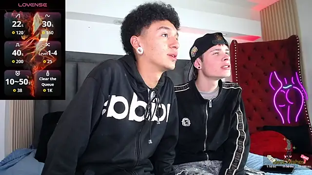 Snapshot of David_Banks_ chatting on 03/26/26, 04:07 David Banks online show from 03/26/26, 04:07